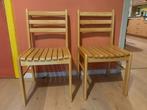 Grenenhout 4 stoelen + gratis Tafel, Huis en Inrichting, Stoelen, Overige kleuren, Zo goed als nieuw, Vier, Hout
