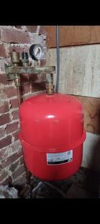 Vase d' expansion 25 L, Ophalen, 20 tot 100 liter, Onderdeel, Minder dan 3 jaar oud