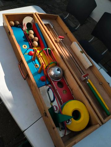 Vintage golfspel happy golf beschikbaar voor biedingen