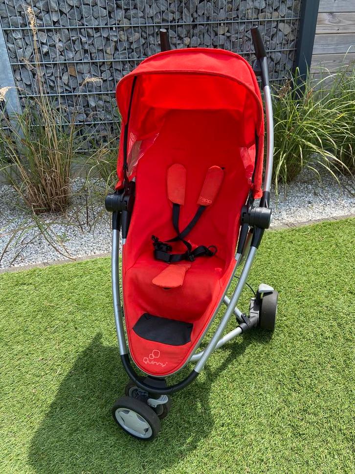 Buggy, Kinderen en Baby's, Buggy's, Zo goed als nieuw, Quinny, Zonnekap, Ophalen