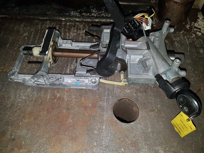 Kontaktslot + Sleutel van een BMW Mini One, Auto-onderdelen, Overige Auto-onderdelen, BMW, Gebruikt, 3 maanden garantie, Ophalen of Verzenden