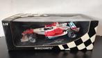 GESIGNEERD Toyota TF105 F1 Jarno Trulli 2005 1/18, Ophalen of Verzenden, Zo goed als nieuw, Auto, MiniChamps