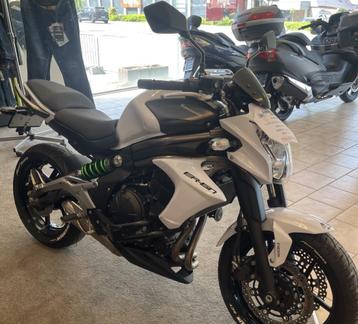 Kawasaki ER6N  11.328 km 35KW état neuve garantie 1 an beschikbaar voor biedingen