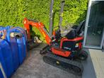 Minigraver 1 ton te huur, Ophalen, Zo goed als nieuw