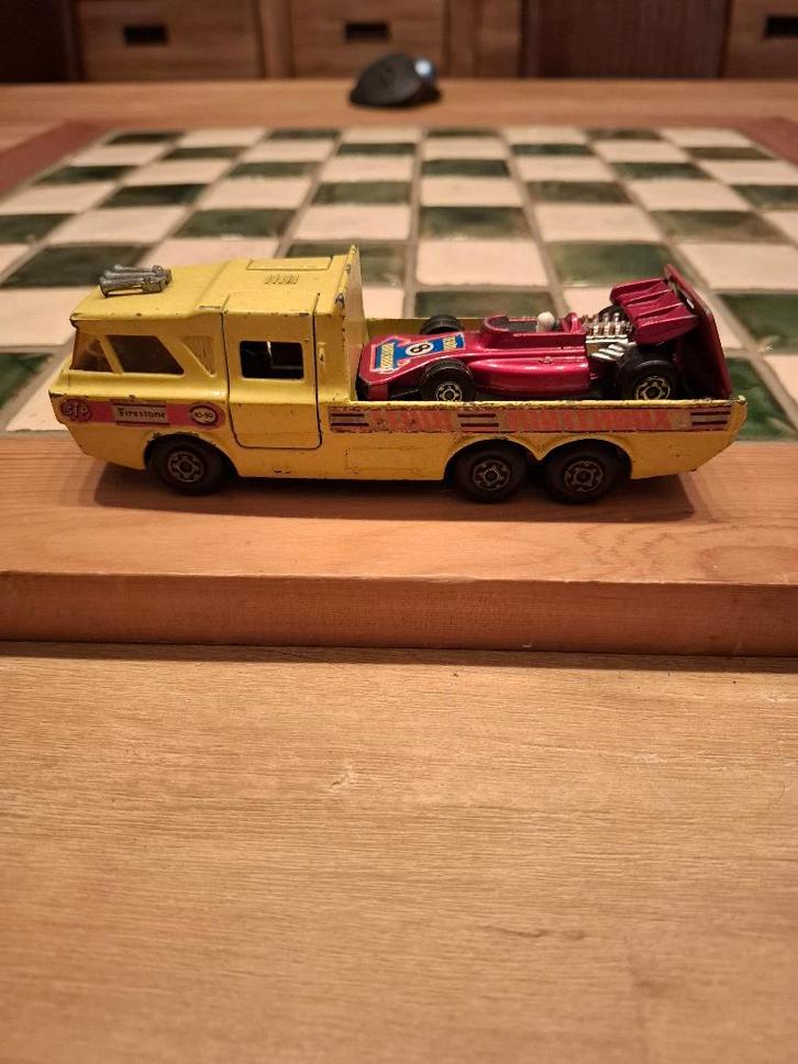MATCHBOX SUPERKINGS TRANSPORTER + F1SUPERFAST, Kinderen en Baby's, Speelgoed |Speelgoedvoertuigen, Gebruikt, Ophalen of Verzenden
