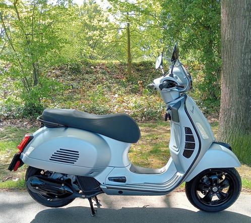 Vespa Gts125ie Supertech bj 2021, Fietsen en Brommers, Scooters | Vespa, Zo goed als nieuw, Ophalen