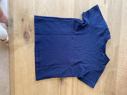 c&a marineblauwe t-shirt maat 110 of 5 jaar - BD3, Kinderen en Baby's, Kinderkleding | Maat 110, Gebruikt, Jongen, Shirt of Longsleeve