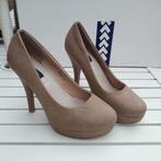 schoenen, Schoenen met lage hakken, Verzenden, Beige, Zo goed als nieuw