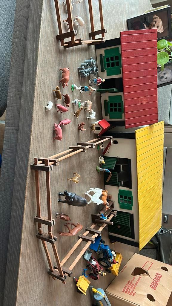 Vintage houten boerderij jaren 70 + dieren en voertuigen, Antiek en Kunst, Antiek | Speelgoed, Ophalen