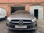 Mercedes-Benz A250e Berline 8G-DCT  * plug-in hybride *, Auto's, Automaat, Zwart, Bedrijf, 5 deurs