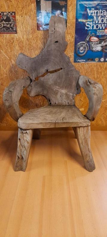 PIECES UNIQUE ! handgemaakte tuinstoelen beschikbaar voor biedingen