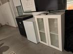 Witte opberg kast + zwarte vitrine kast, Huis en Inrichting, Ophalen