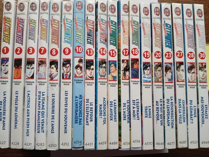 Livre de poche City Hunter collection année 90", Verzamelen, Beelden en Beeldjes, Gebruikt, Overige typen, Ophalen of Verzenden