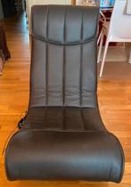 Zwarte fauteuil van imitatieleer, Huis en Inrichting, Stoelen, Ophalen, Zo goed als nieuw, Zwart, Leer