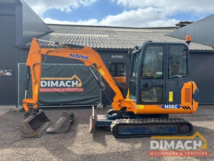 Hanix H 36 C CW05 3 bakken TOP! 3500KG, Zakelijke goederen, Machines en Bouw | Kranen en Graafmachines, Graafmachine