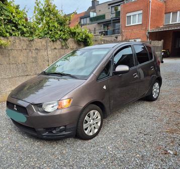 Mitsubishi Colt • 2011 • 123.000 km • 1.4 essence • euro 5, Autos, Euro 5, Achat, Electronic Stability Program (ESP), Boîte manuelle