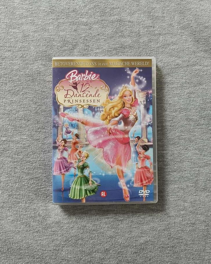 DVD - Barbie - Barbie en de 12 dansende prinsessen - €3,50, Cd's en Dvd's, Dvd's | Kinderen en Jeugd, Gebruikt, Film, Avontuur