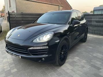 Porsche Cayenne - 2011