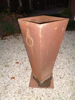 Jardinière conique rouillée 41 x 41 x 100 cm, Jardin & Terrasse, Bacs à fleurs & Jardinières, Enlèvement, Utilisé, Métal, 60 cm ou plus