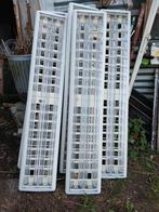 Plafonniers  160 cm sur 30 cm et 7 epai, Bricolage & Construction, Enlèvement ou Envoi, Comme neuf, Autres types