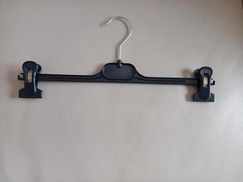 Kunststof broekhangers met knijpers - 36cm - 80 stuks, Kleding | Dames, Kledinghangers, Zo goed als nieuw, Kunststof, Ophalen