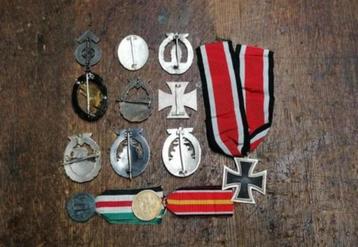 Duitse herfabricage militaire attribuutbadge uit de Tweede W beschikbaar voor biedingen