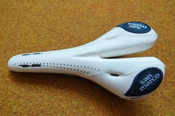 Selle san marco rever zadel met titanium / magnesium frame beschikbaar voor biedingen