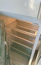 Vintage koelkast te koop , zo goed als nieuw. Niet gebruikt., Comme neuf, 140 à 160 cm, Enlèvement, 45 à 60 cm