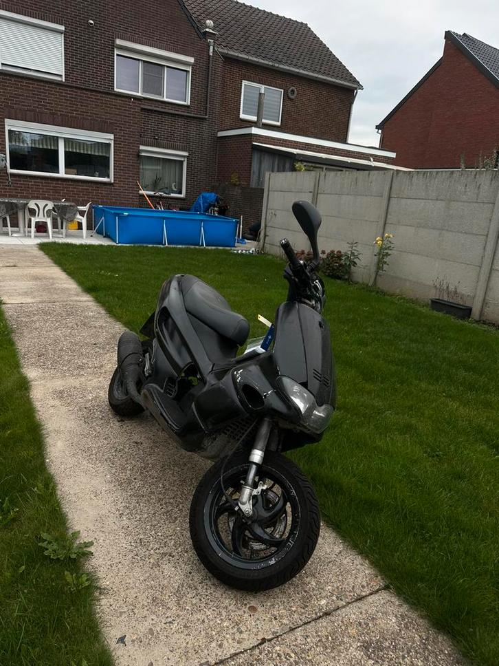 Gilera runner DD SP 70cc a klasse., Fietsen en Brommers, Scooters | Piaggio, Gebruikt, Overige modellen, Klasse A (25 km/u), Ophalen