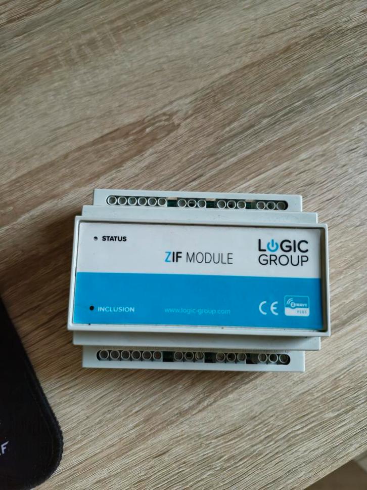 Groupe logique du module de rail DIN ZIF5028, Bricolage & Construction, Électricité & Câbles, Comme neuf, Autres types, Enlèvement ou Envoi