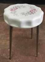 Vintage capsule bijzettafeltje jaren '60, Ophalen of Verzenden, Gebruikt, Kunststof
