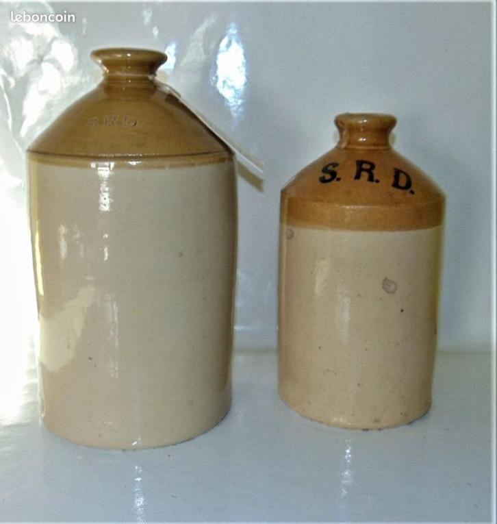 2 flessen S.R.D, Verzamelen, Militaria | Algemeen, Landmacht, Overige typen, Ophalen of Verzenden