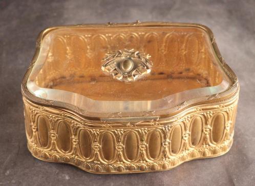 Grote antieke bijouteriekist, Antiek en Kunst, Antiek | Woonaccessoires, Ophalen of Verzenden