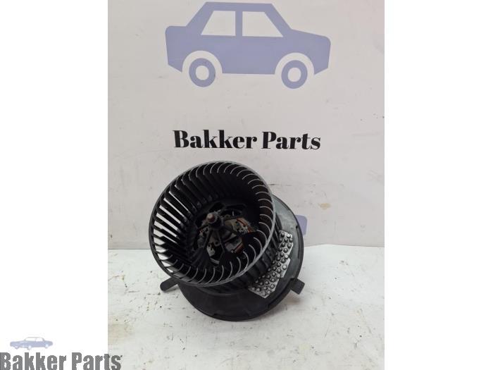 Moteur de ventilation chauffage d'un Volkswagen Golf, -, Volkswagen, -, 3 mois de garantie