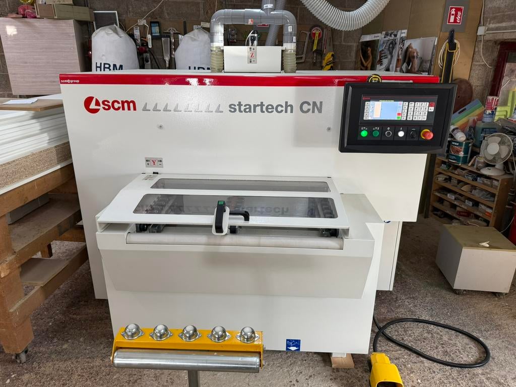 Scm Startech cn cnc boogmachine voor kasten en keukens, Articles professionnels, Machines & Construction | Industrie & Technologie