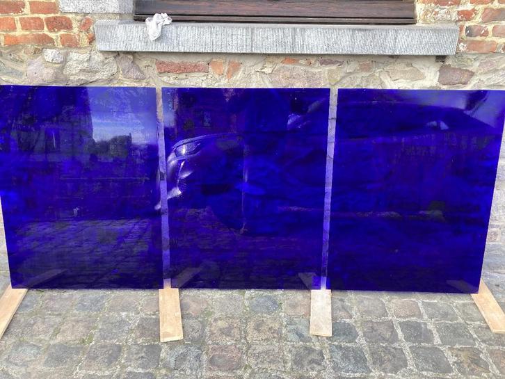 Vitres en verre bleu., Bricolage & Construction, Vitres, Châssis & Fenêtres, Utilisé, Autres types, 80 à 120 cm, Moins de 80 cm