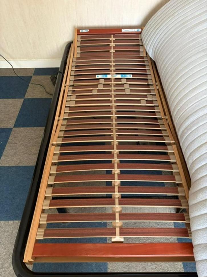 Electrische latoflex 80x200cm, Huis en Inrichting, Slaapkamer | Matrassen en Bedbodems, Gebruikt, Bedbodem, 80 cm, 200 cm, Eenpersoons