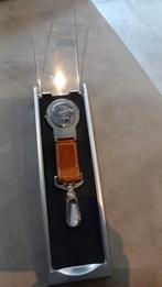 St Louis horloge, Verzamelen