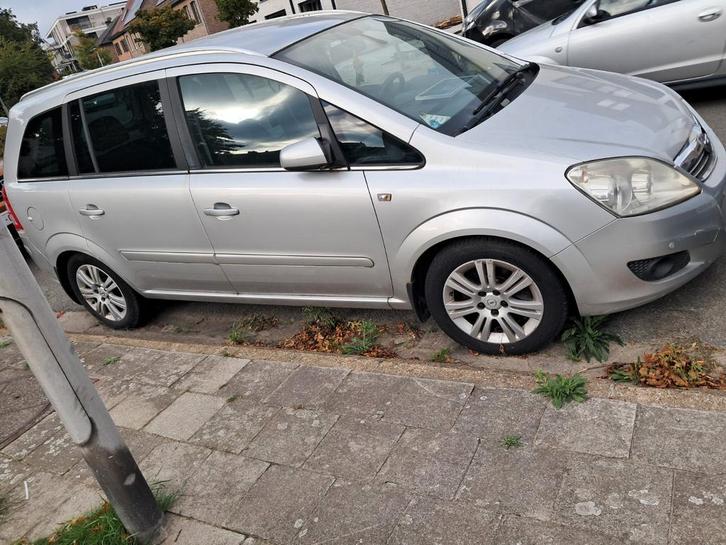 Opel zafira, Auto's, Opel, Particulier, Zafira, Diesel, Euro 4, Ophalen