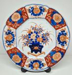 Imari porseleinen bord met boeket decor Japan Meiji 19e eeuw, Ophalen of Verzenden