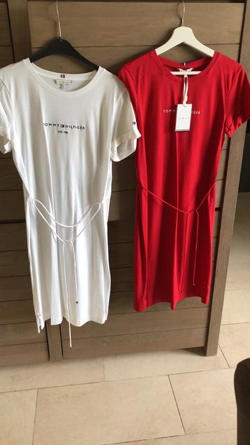 Nieuw kleedtje Tommy hilfiger beschikbaar voor biedingen