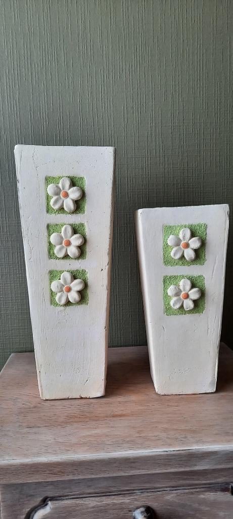2 decoratie vazen in perfecte staat, Huis en Inrichting, Woonaccessoires | Vazen, Zo goed als nieuw, Aardewerk of Porselein, Ophalen of Verzenden