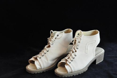 diverse open schoenen, Kleding | Dames, Schoenen, Zo goed als nieuw, Schoenen met lage hakken, Overige kleuren, Ophalen of Verzenden