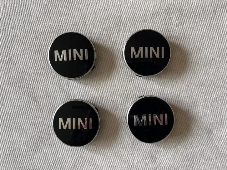 4 caches moyeux pour jantes  MINI F54..., Auto-onderdelen, Overige Auto-onderdelen, Mini, Nieuw, Ophalen of Verzenden