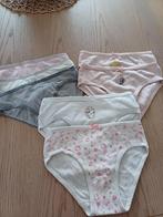 7 Slipjes/meisjes Maat 134, Verzenden, Zo goed als nieuw, Meisje, Nacht- of Onderkleding