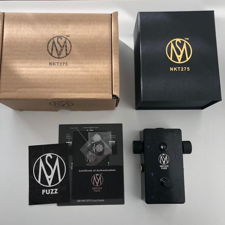 Limited Edition All Black Red Dot NKT275 SM Fuzz, Muziek en Instrumenten, Effecten, Zo goed als nieuw, Distortion, Overdrive of Fuzz