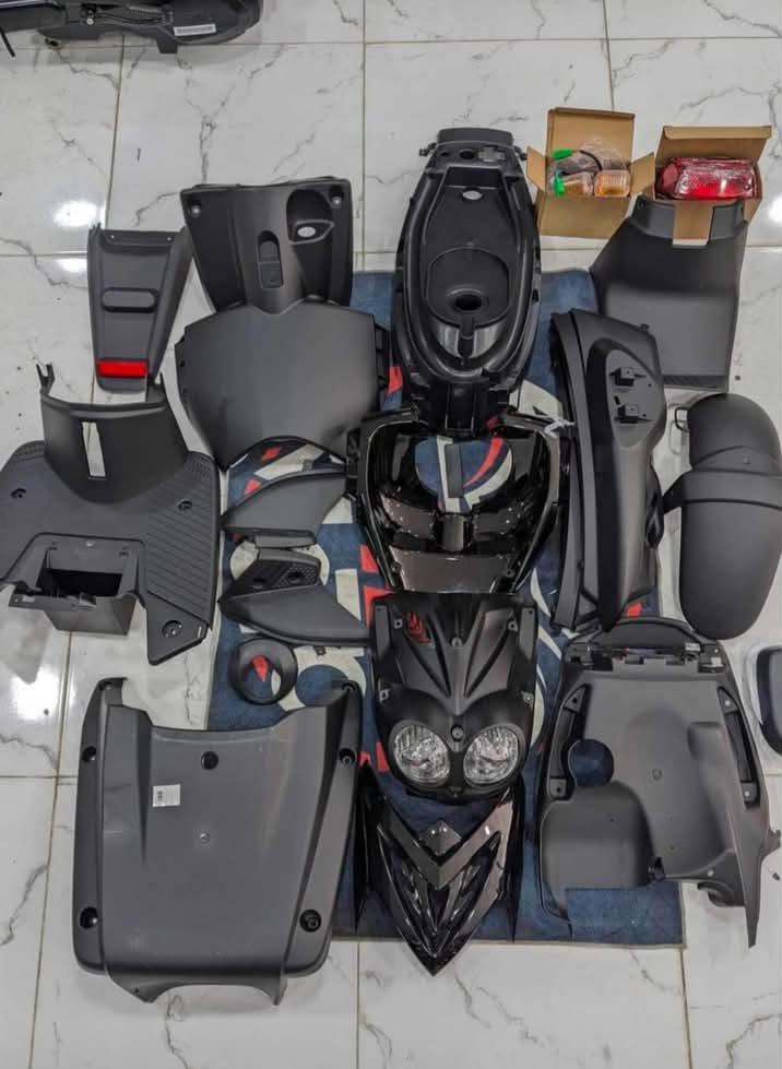 Carénage complet yamaha slider / mbk stunt, Fietsen en Brommers, Scooters | Yamaha, Elektrisch, Ophalen