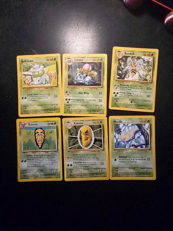 Verschillende pokémon kaarten  beschikbaar voor biedingen
