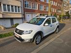 Dacia Sandero Stepway Plus 2014 1ste eigenaar 74.000km, Auto's, Voorwielaandrijving, Euro 5, Zwart, Wit