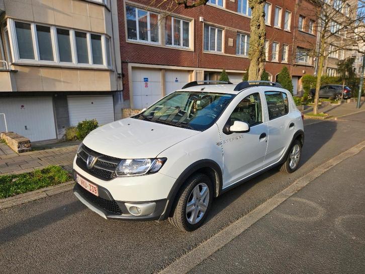 Dacia Sandero Stepway Plus 2014 1ste eigenaar 74.000km, Auto's, Dacia, Particulier, Sandero, ABS, Airbags, Airconditioning, Boordcomputer